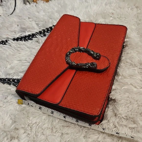 Red Snake Embossed Chain‎ Shoulder Bag Women's Fashion Clutch - Picture 12 of 15
